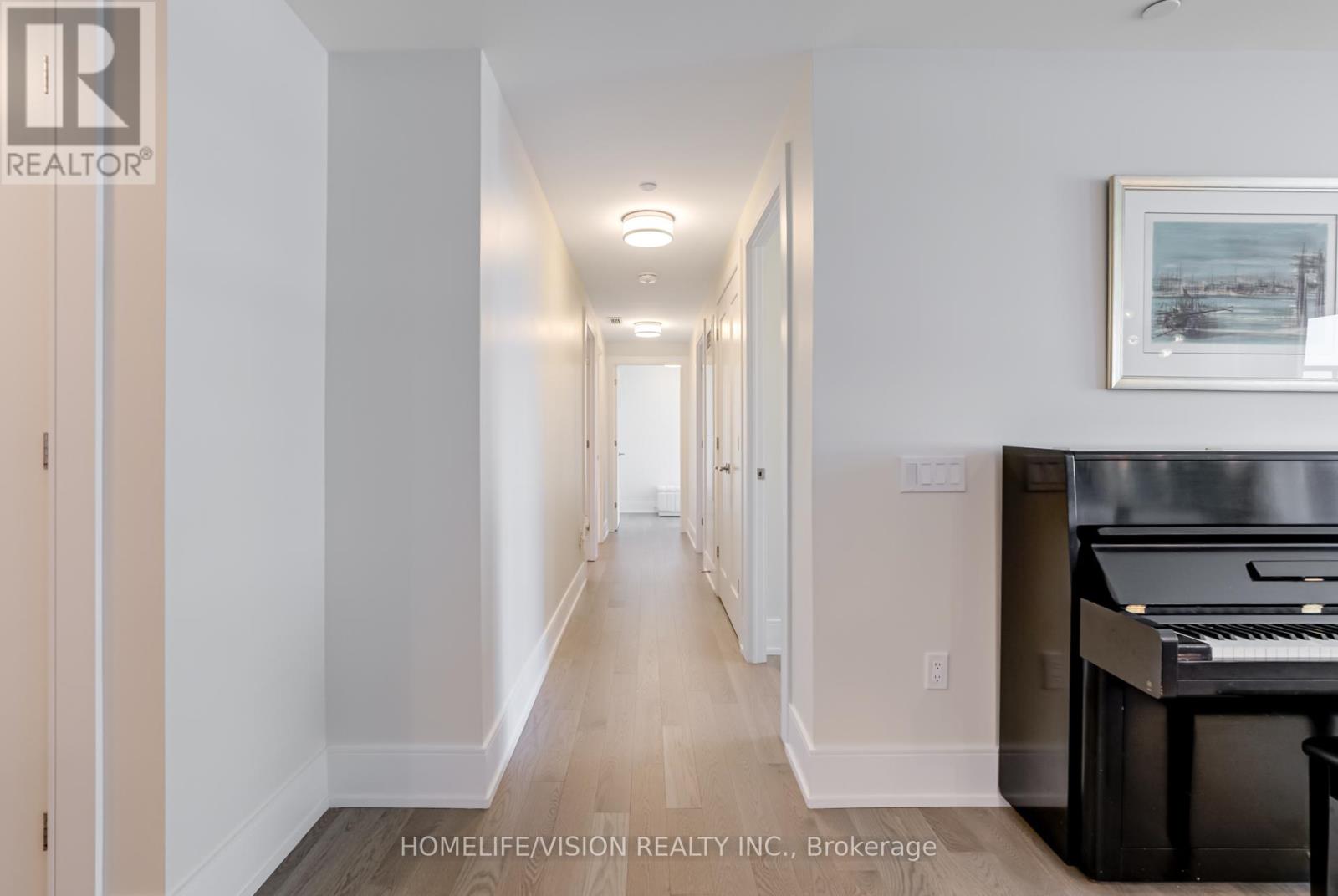 Photo 13 of 1810 30 Inn On The Park Drive, Toronto ON