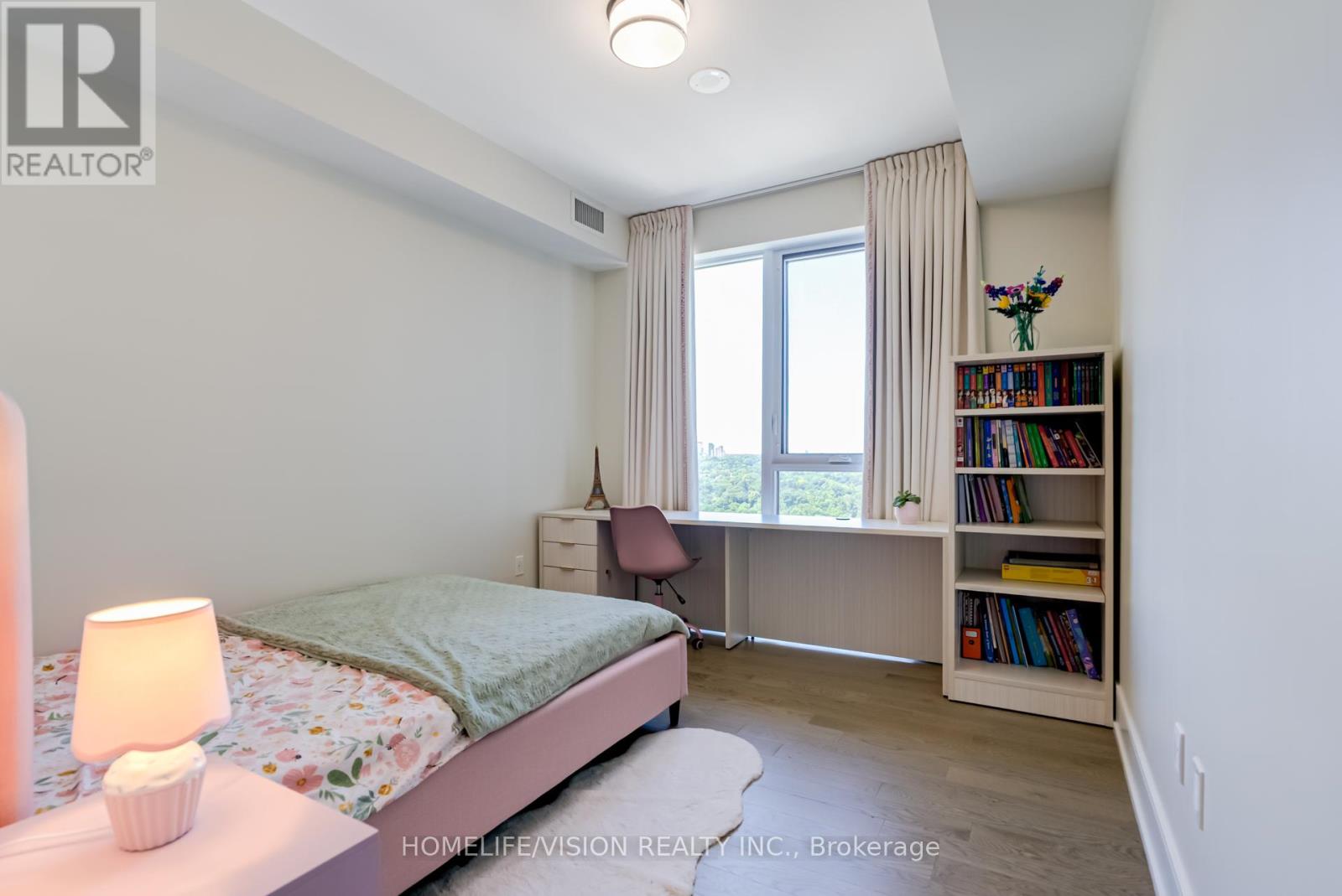 Photo 26 of 1810 30 Inn On The Park Drive, Toronto ON