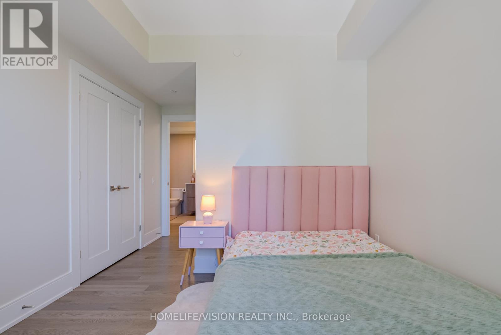 Photo 27 of 1810 30 Inn On The Park Drive, Toronto ON