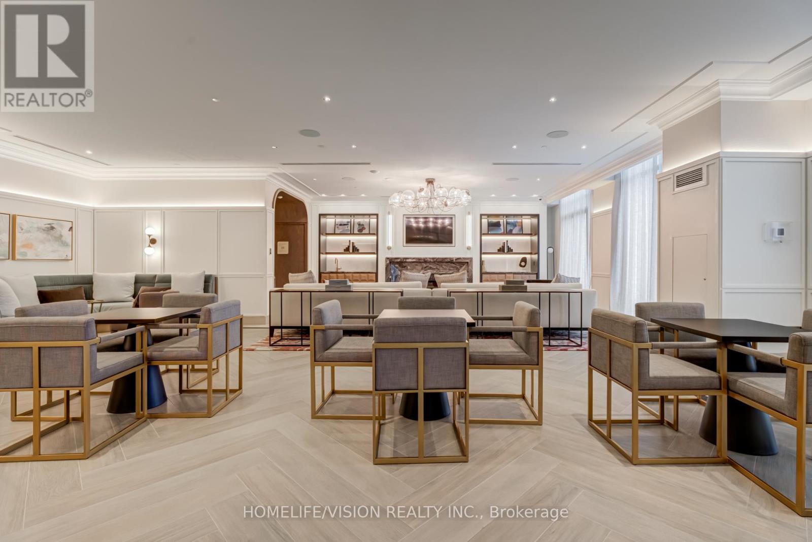 Photo 33 of 1810 30 Inn On The Park Drive, Toronto ON