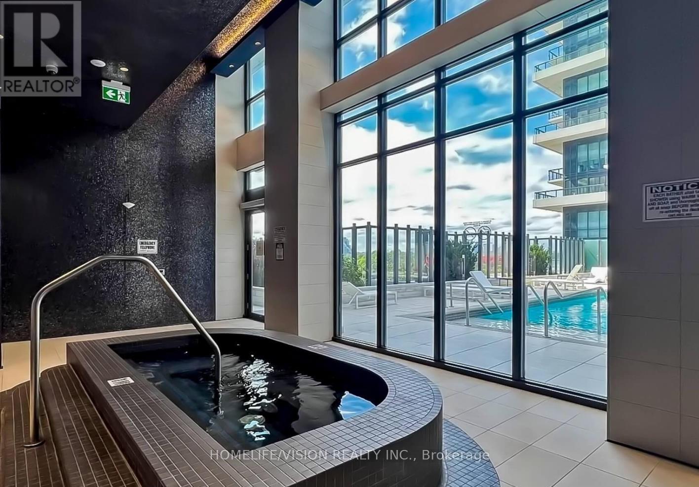 Photo 42 of 1810 30 Inn On The Park Drive, Toronto ON