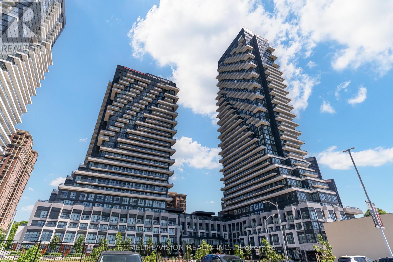 Photo 45 of 1810 30 Inn On The Park Drive, Toronto ON