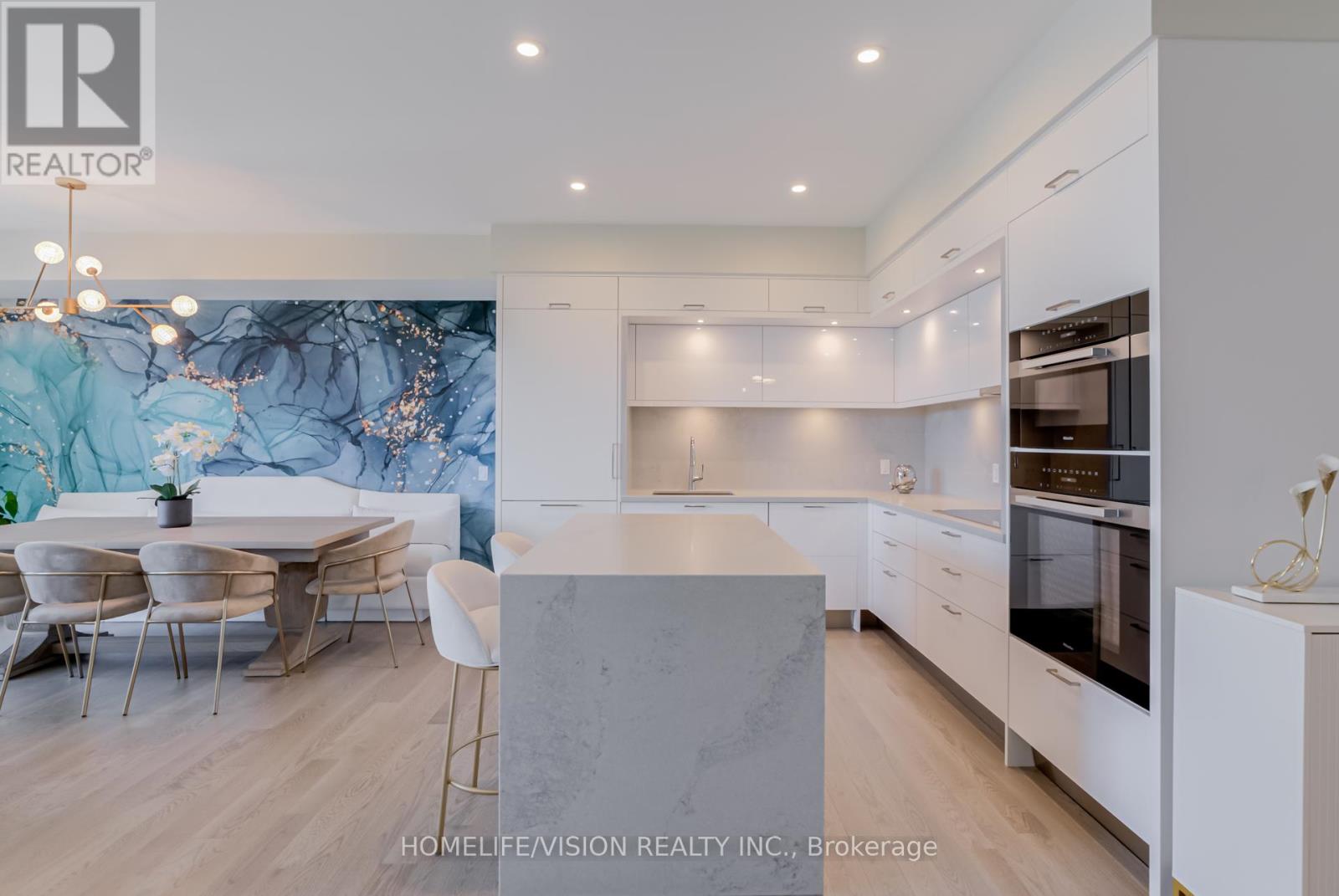 Photo 8 of 1810 30 Inn On The Park Drive, Toronto ON