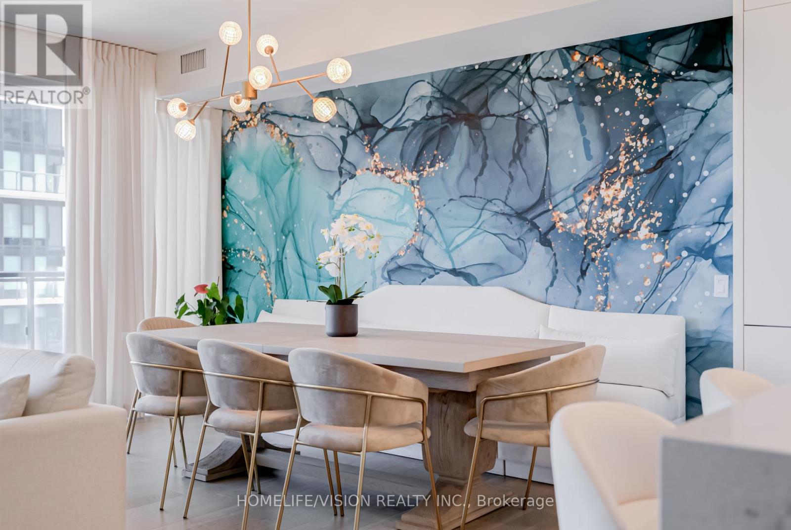 Photo 9 of 1810 30 Inn On The Park Drive, Toronto ON