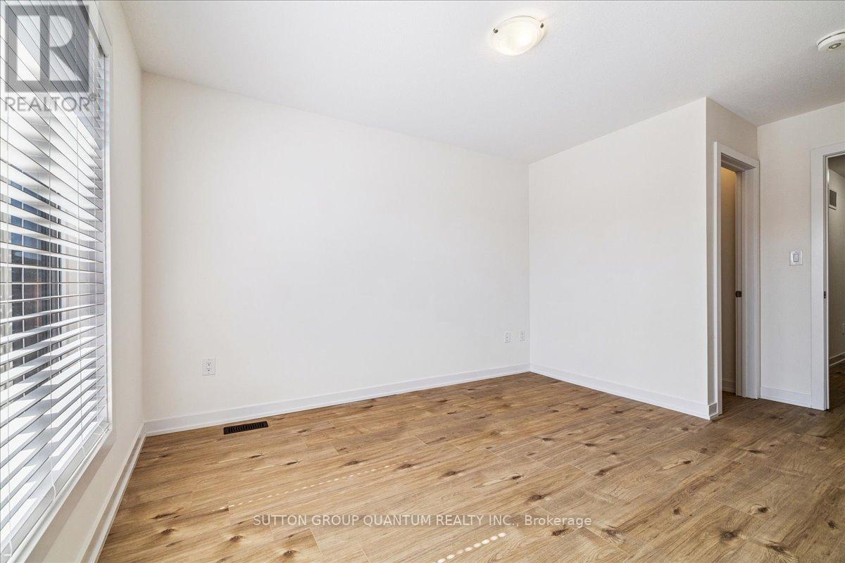 Photo 27 of 105 590 North Service Road, Hamilton ON