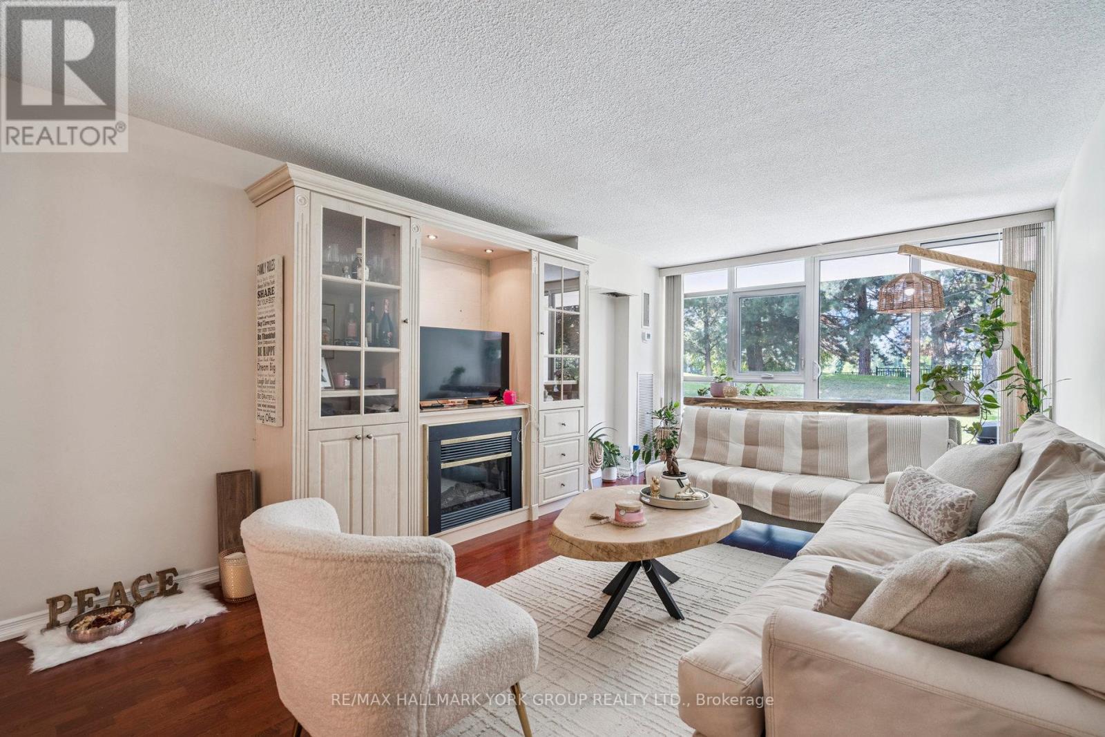 Photo 6 of 107 3303 Don Mills Road, Toronto ON