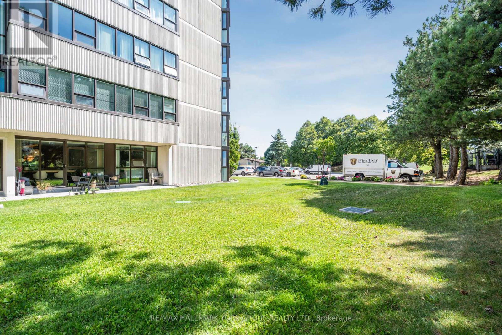 Photo 17 of 107 3303 Don Mills Road, Toronto ON