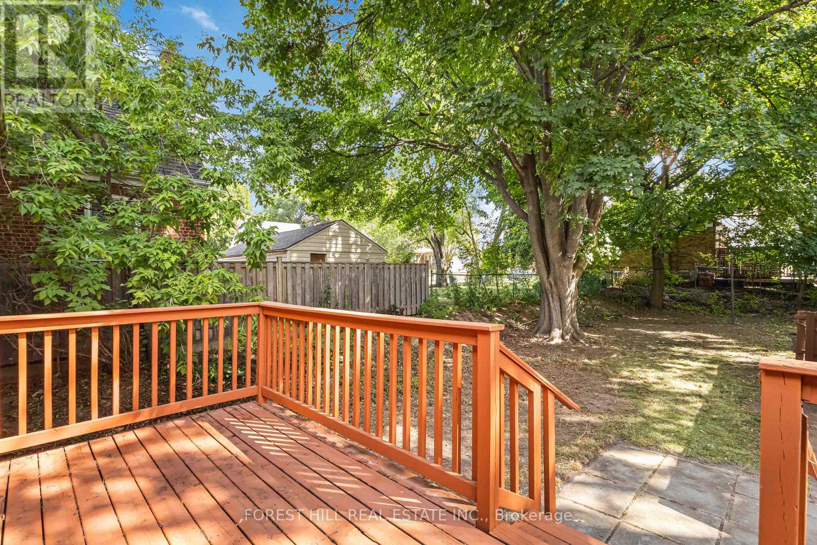 Photo 12 of 23 Kingswell Crescent, Toronto ON