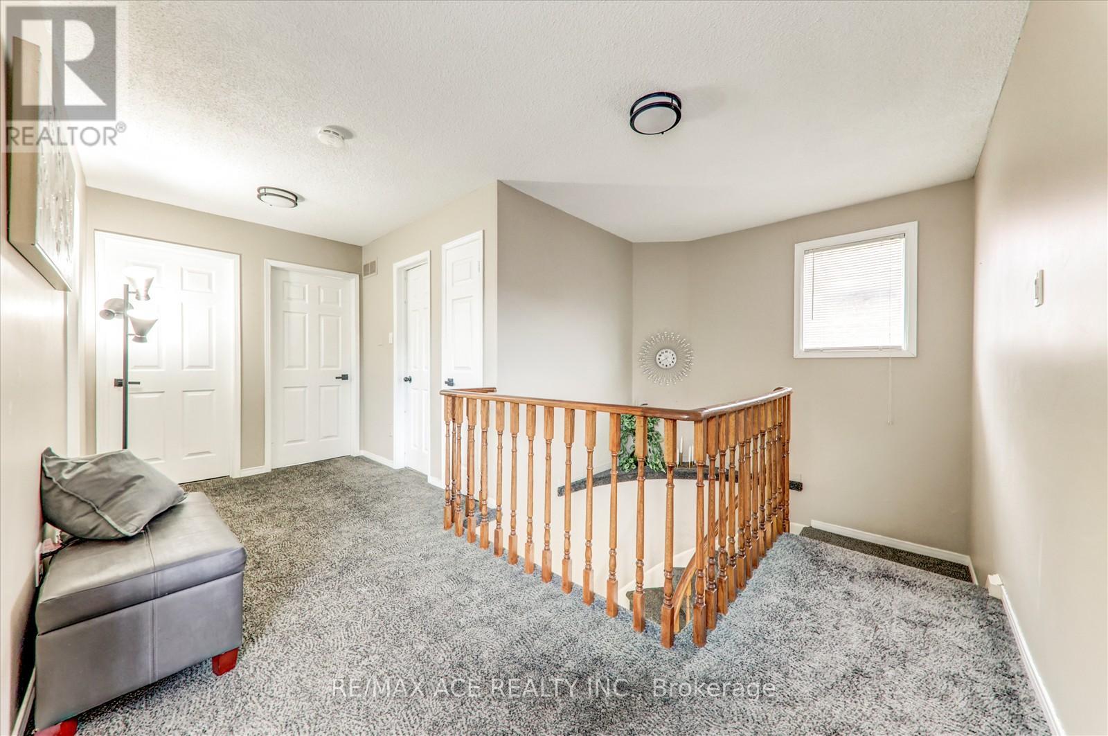 Photo 22 of 743 Aspen Road, Pickering ON