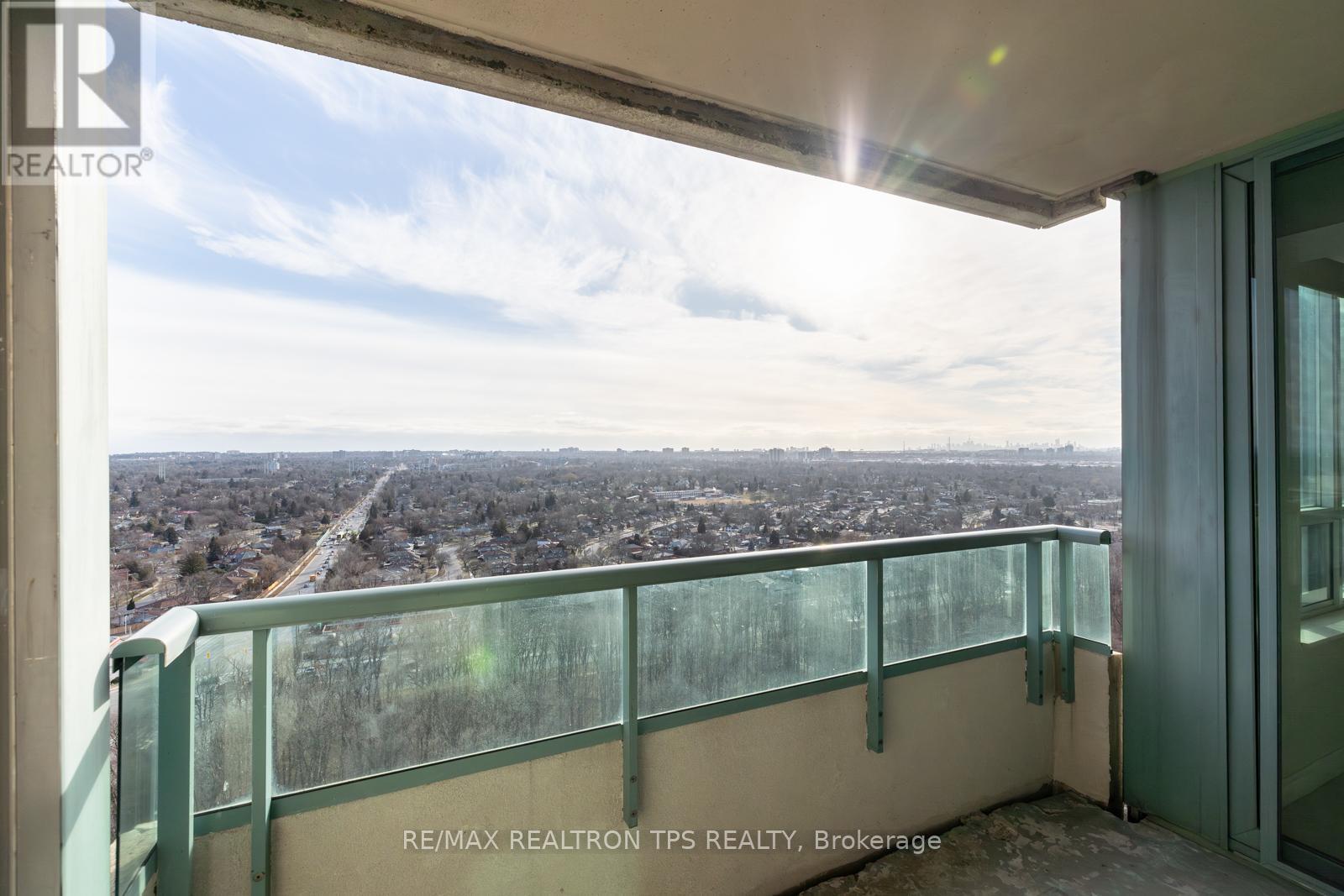 Photo 31 of 2402 61 Town Centre Court, Toronto ON