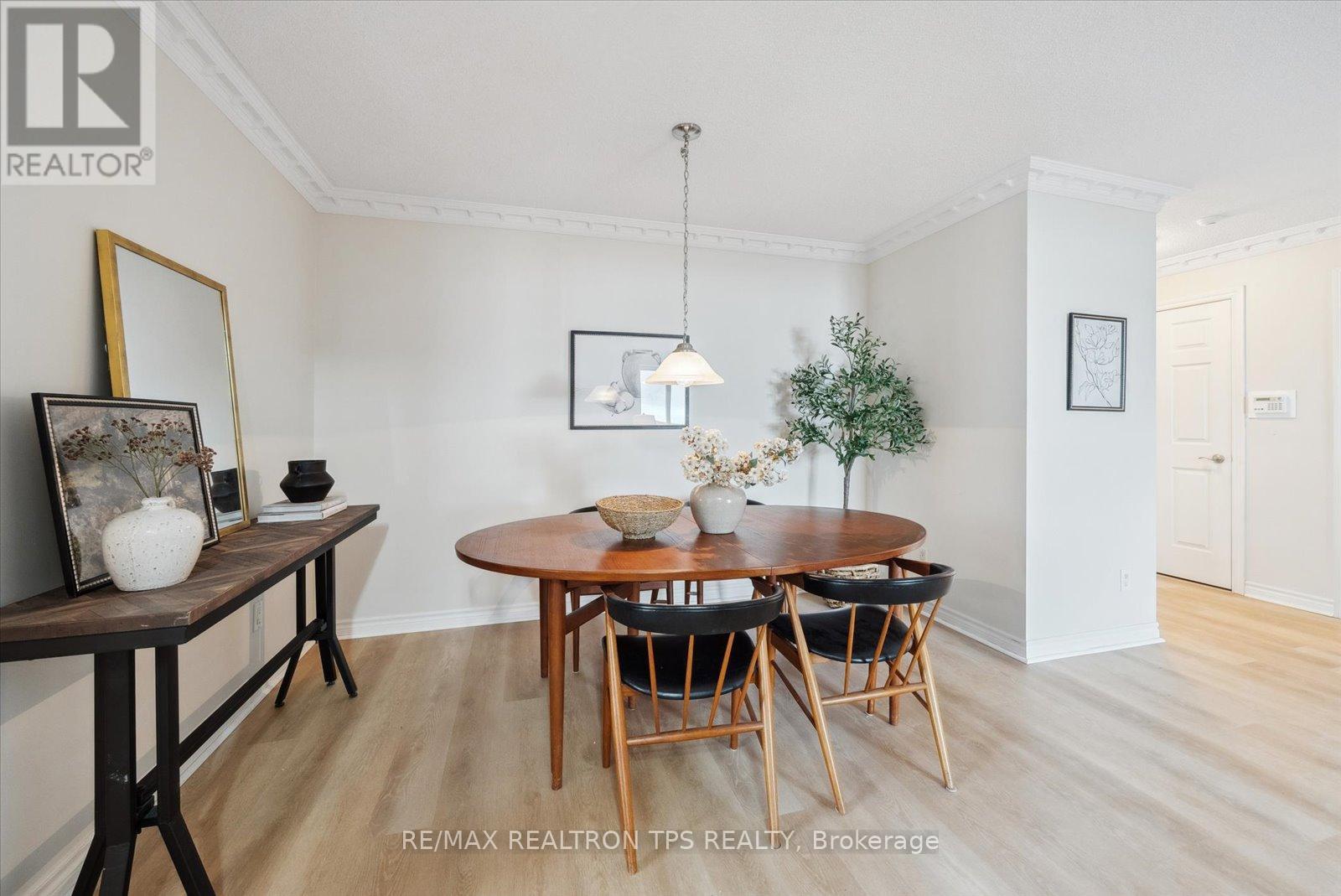 Photo 7 of 2402 61 Town Centre Court, Toronto ON