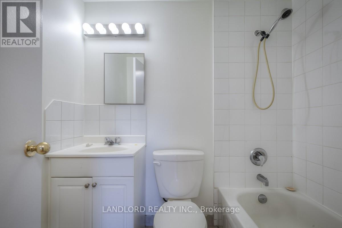 Photo 11 of 56 2830 Midland Avenue, Toronto ON