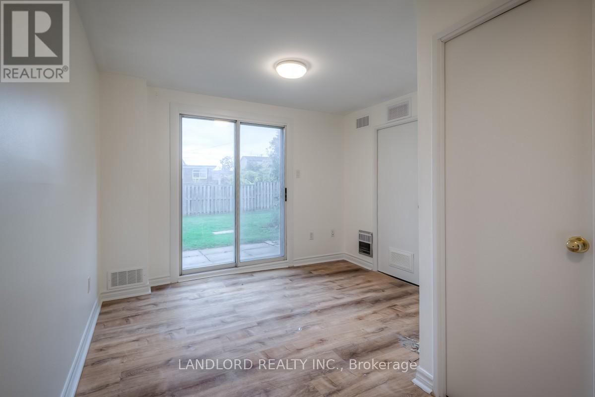 Photo 16 of 56 2830 Midland Avenue, Toronto ON