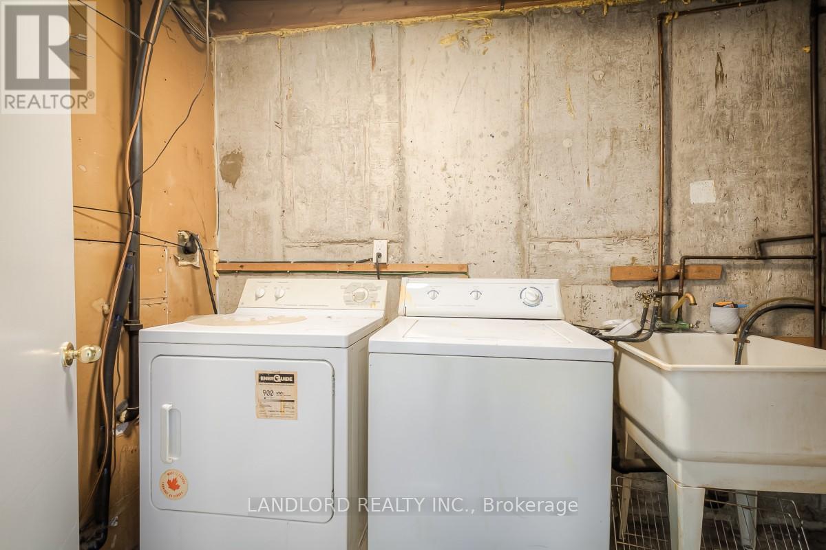 Photo 17 of 56 2830 Midland Avenue, Toronto ON