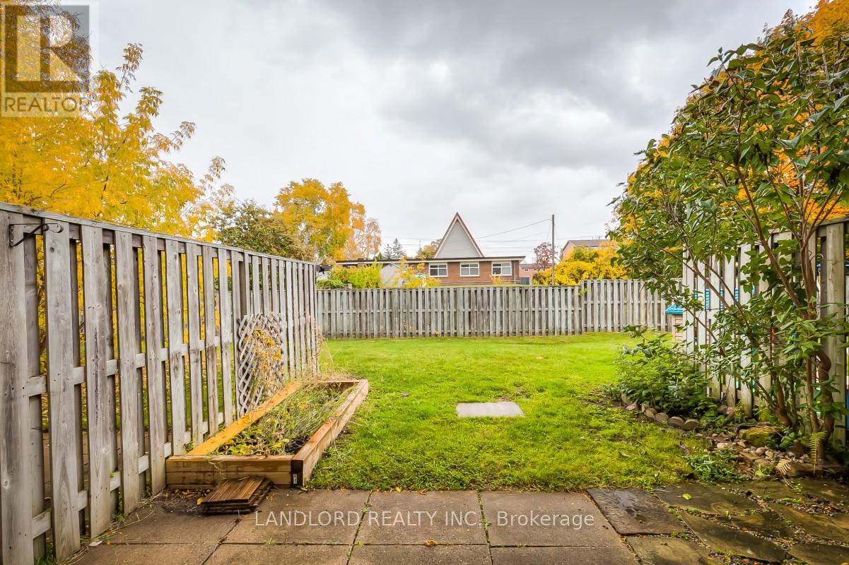 Photo 19 of 56 2830 Midland Avenue, Toronto ON