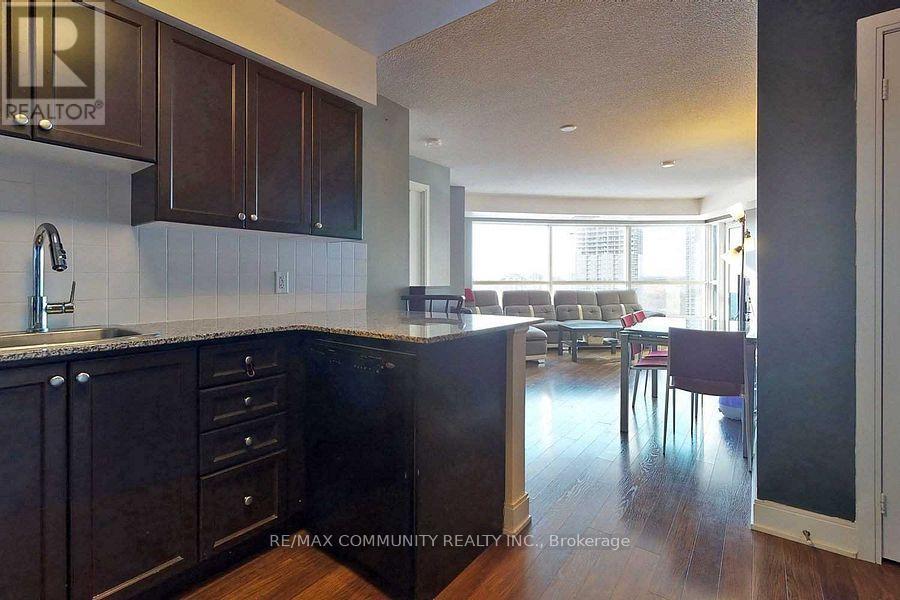 Photo 10 of 2109 125 Village Green Square, Toronto ON