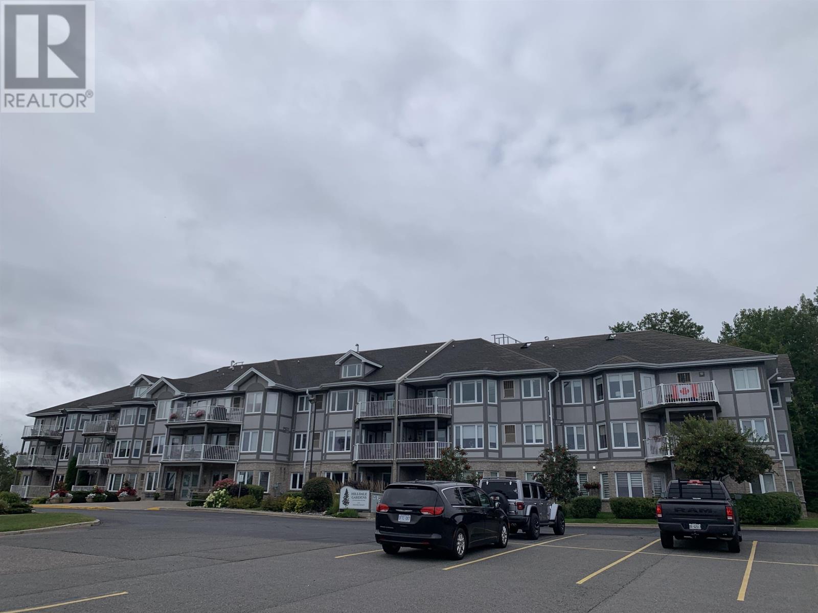 Photo 1 of 105 315 Hilldale Rd, Thunder Bay ON