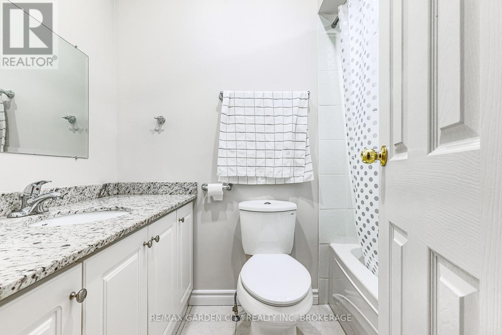 Photo 15 of 1172 Kos Boulevard, Mississauga ON