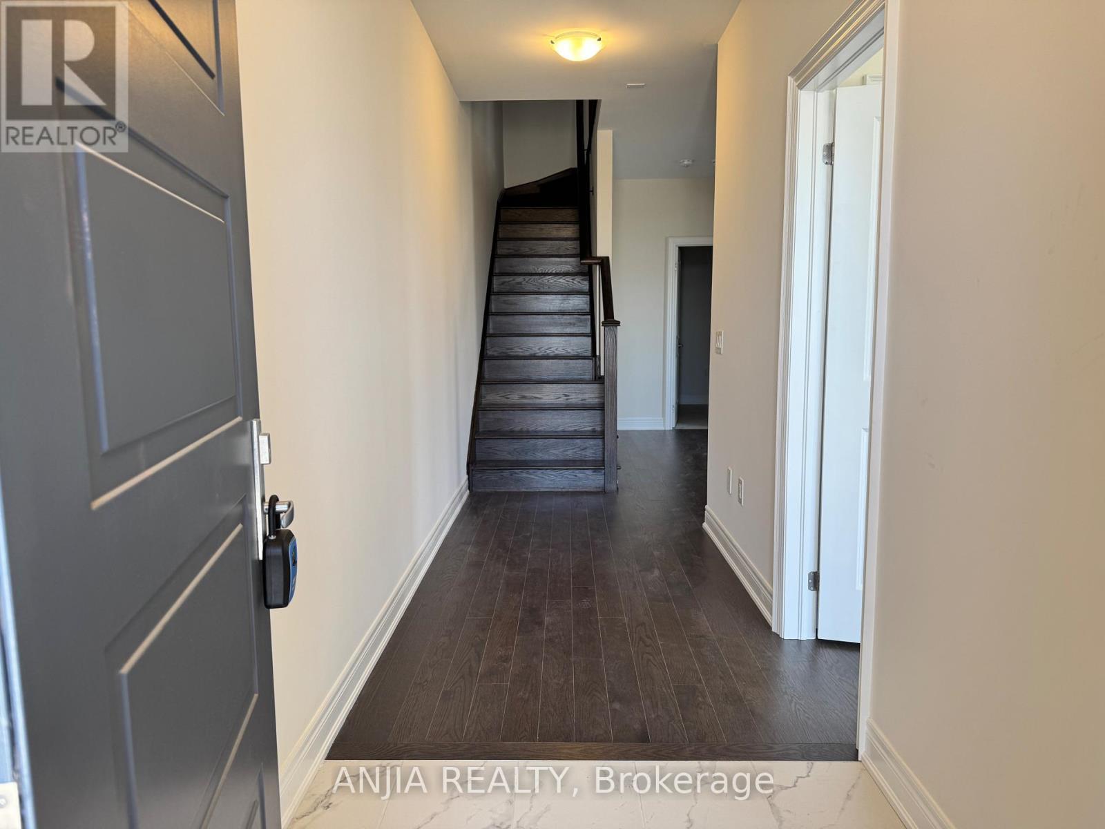 Photo 3 of 76 Selina Rose Street, Markham ON