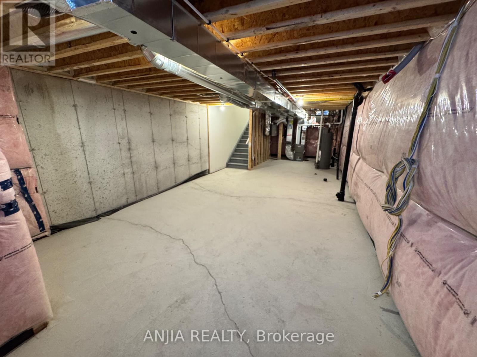 Photo 34 of 76 Selina Rose Street, Markham ON