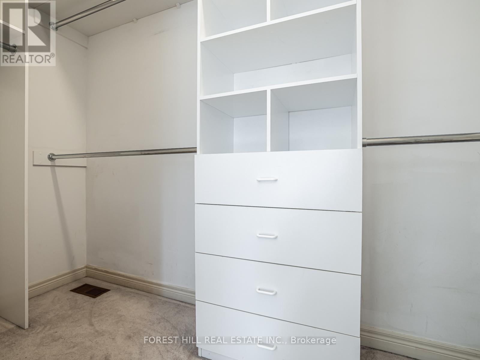Photo 25 of 41 Cedar Springs Drive, Richmond Hill ON