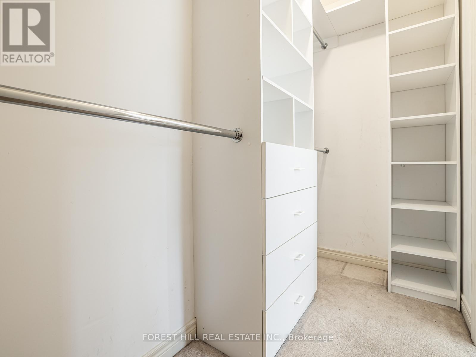 Photo 26 of 41 Cedar Springs Drive, Richmond Hill ON