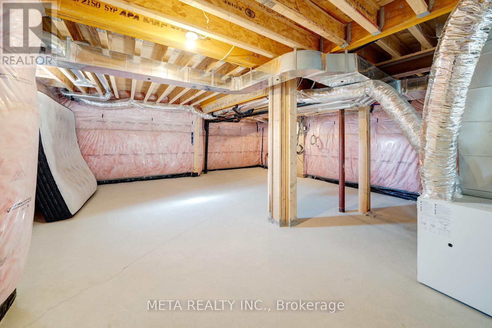 Photo 41 of 189 Thompson Drive, East Gwillimbury ON