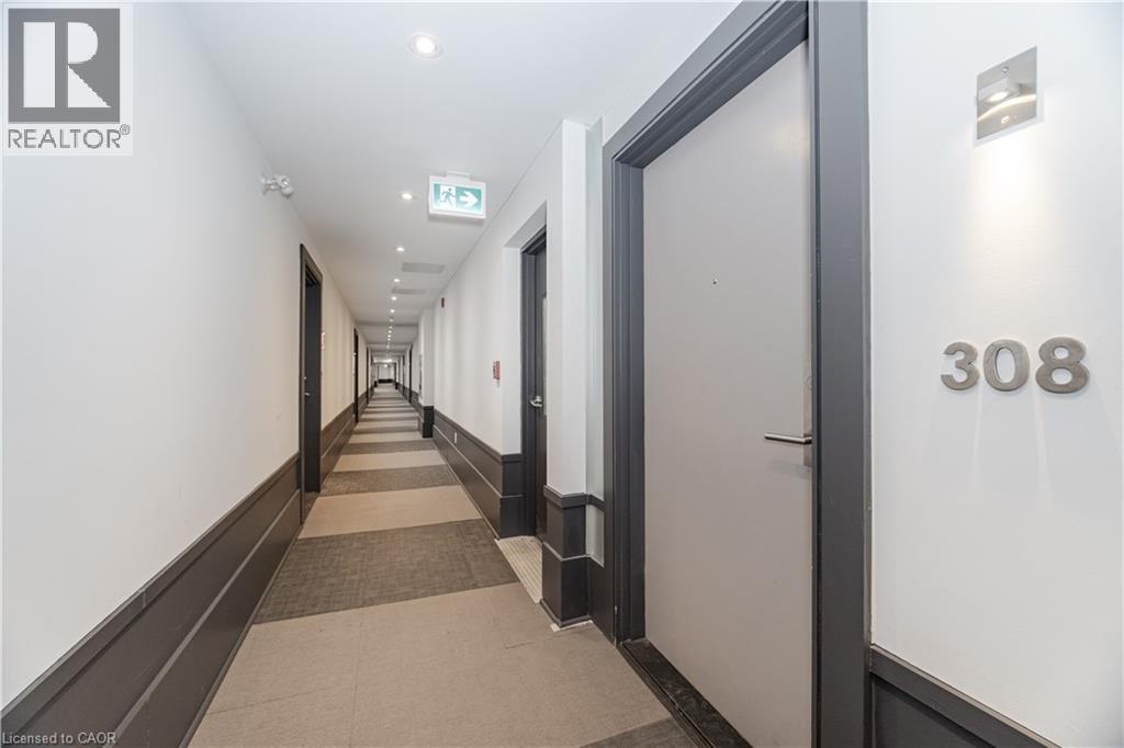 Photo 4 of 10 Concord Place Place Unit 308, Grimsby ON