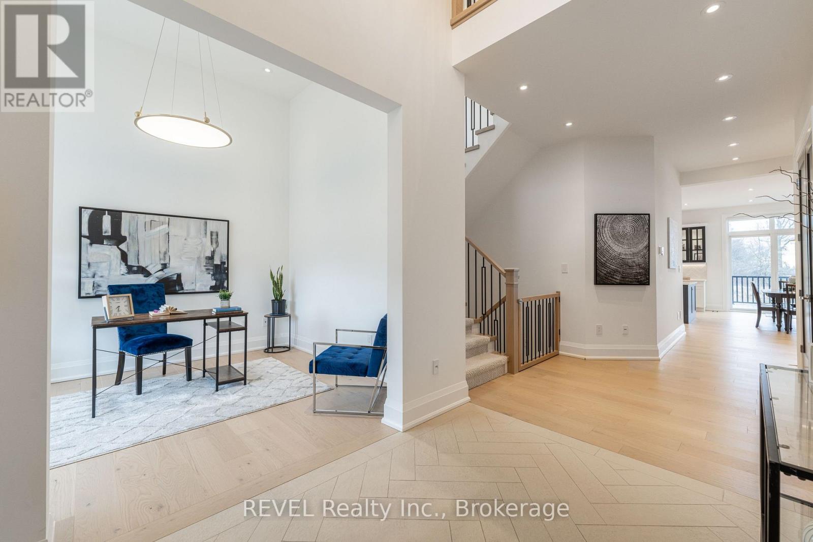 Photo 8 of 7515 Sherrilee Crescent, Niagara Falls ON