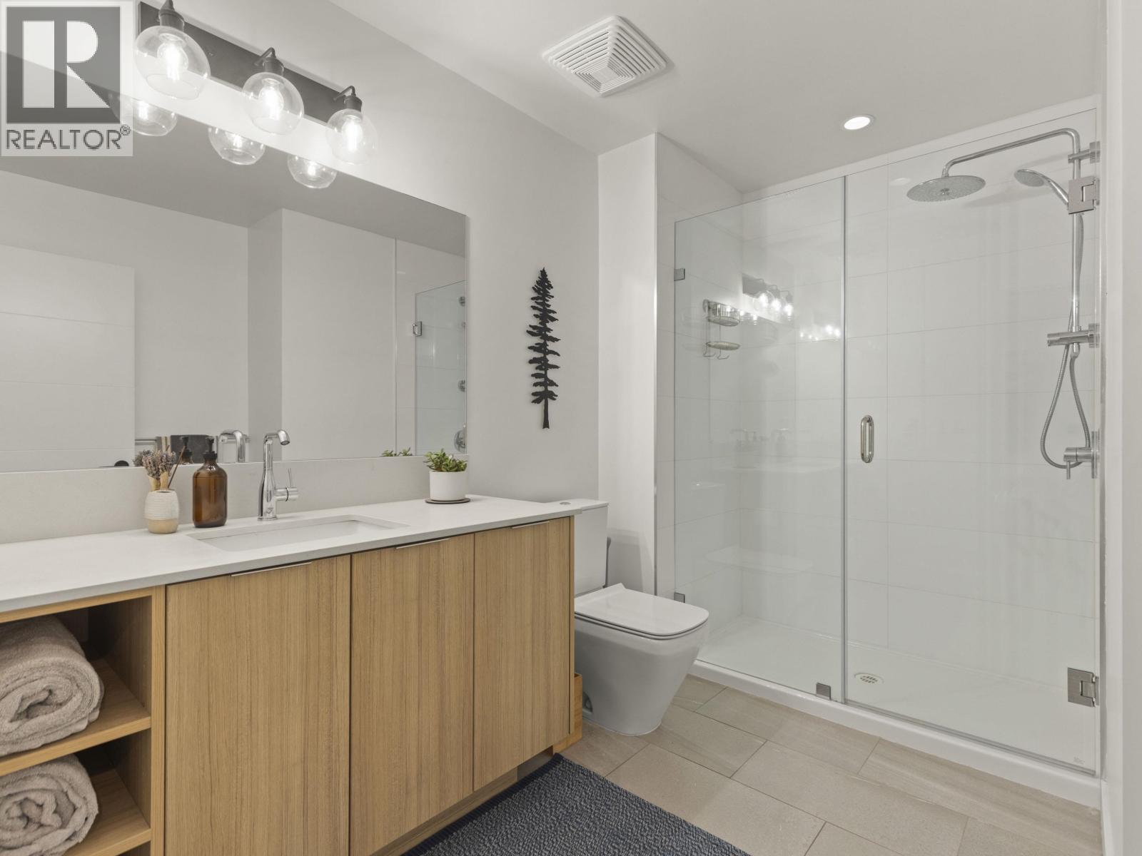 Photo 21 of 308 4223 Hastings Street, Burnaby BC