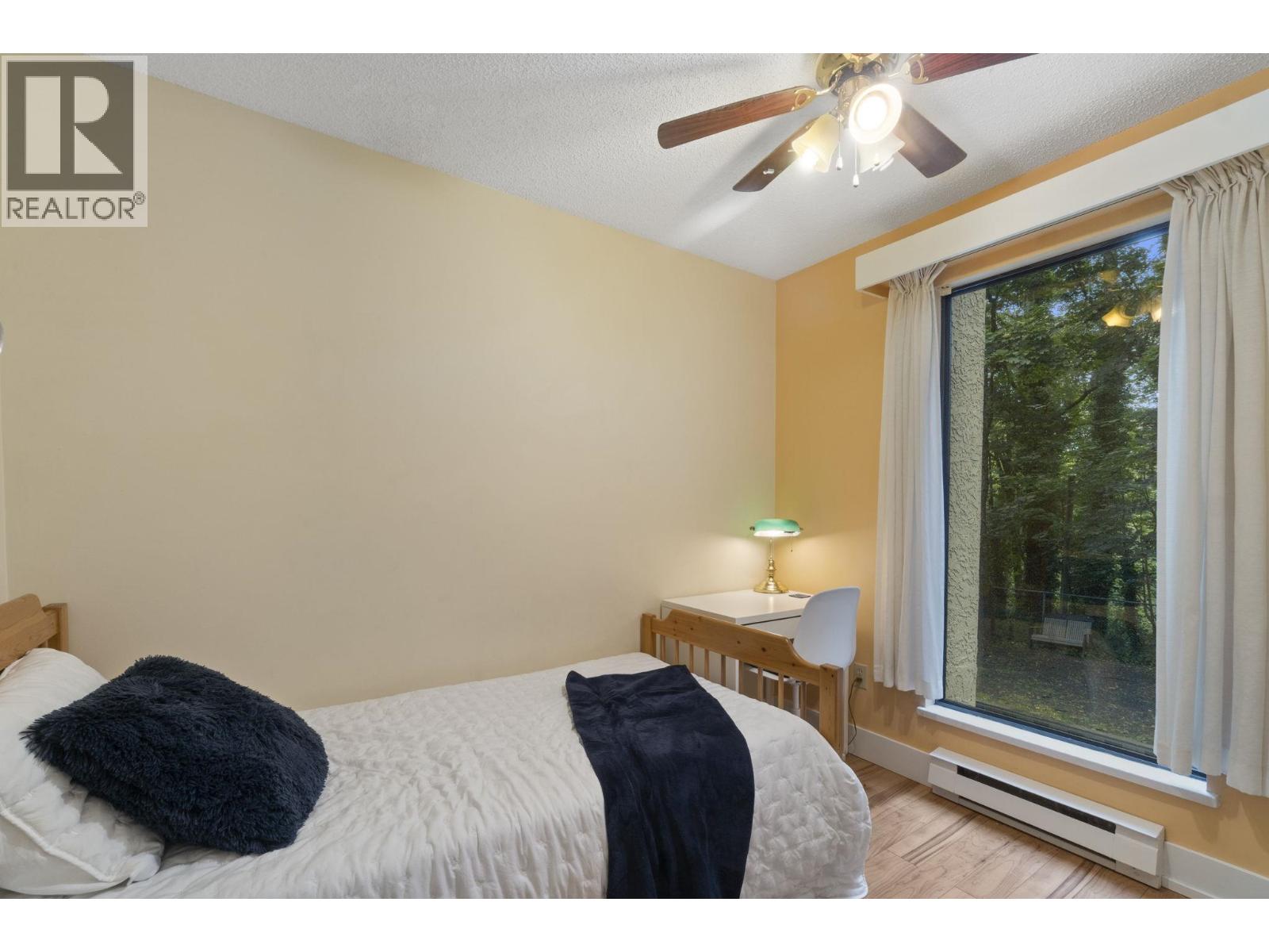 Photo 17 of 18 385 Ginger Drive, New Westminster BC