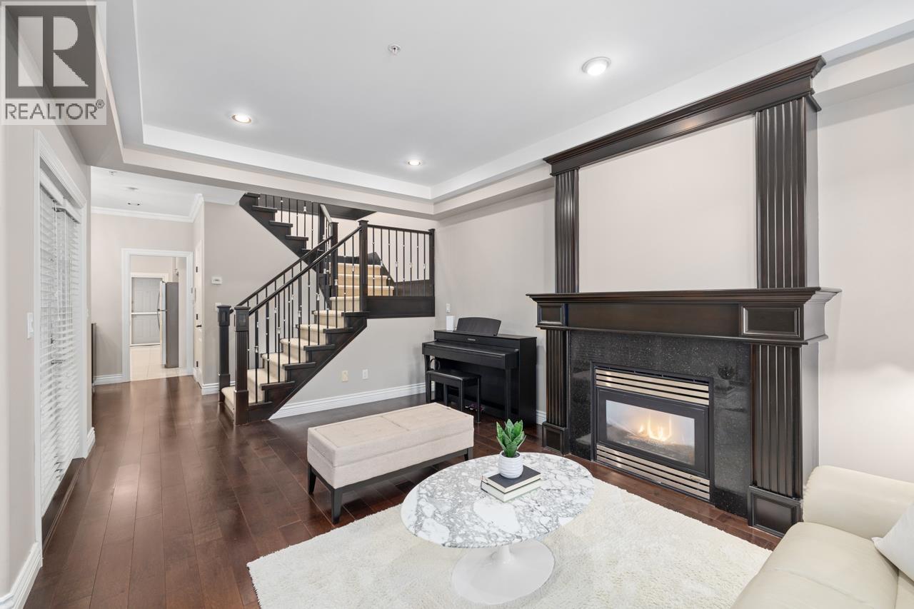 Photo 6 of 8291 Laurel Street, Vancouver BC