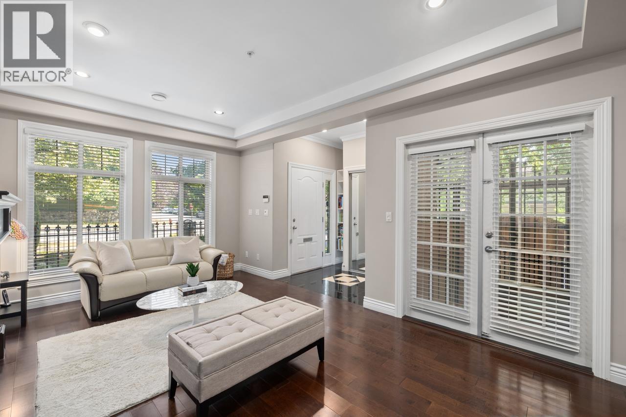 Photo 7 of 8291 Laurel Street, Vancouver BC