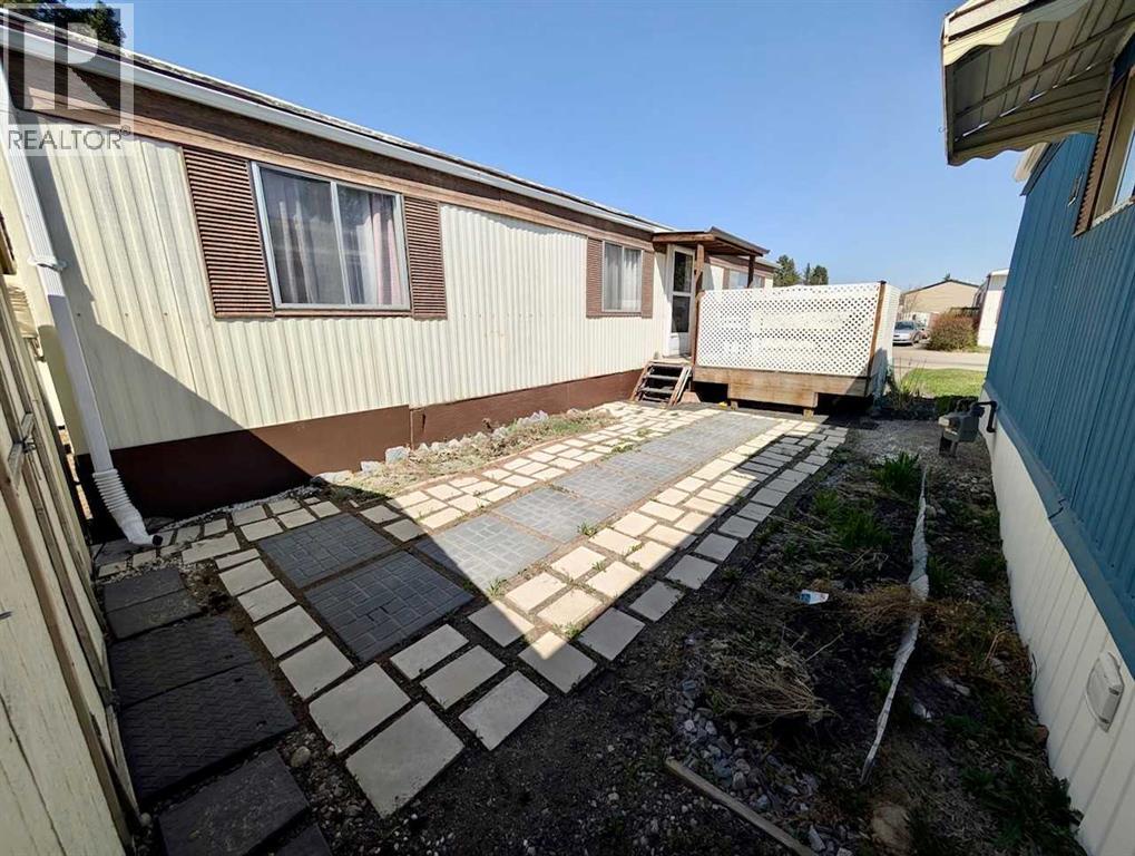 Photo 3 of 239 3223 83 Street Nw, Calgary AB