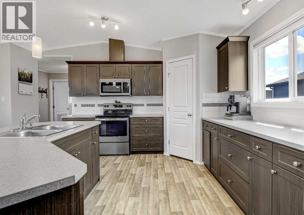 Photo 5 of 105 11850 84 Avenue, Grande Prairie AB