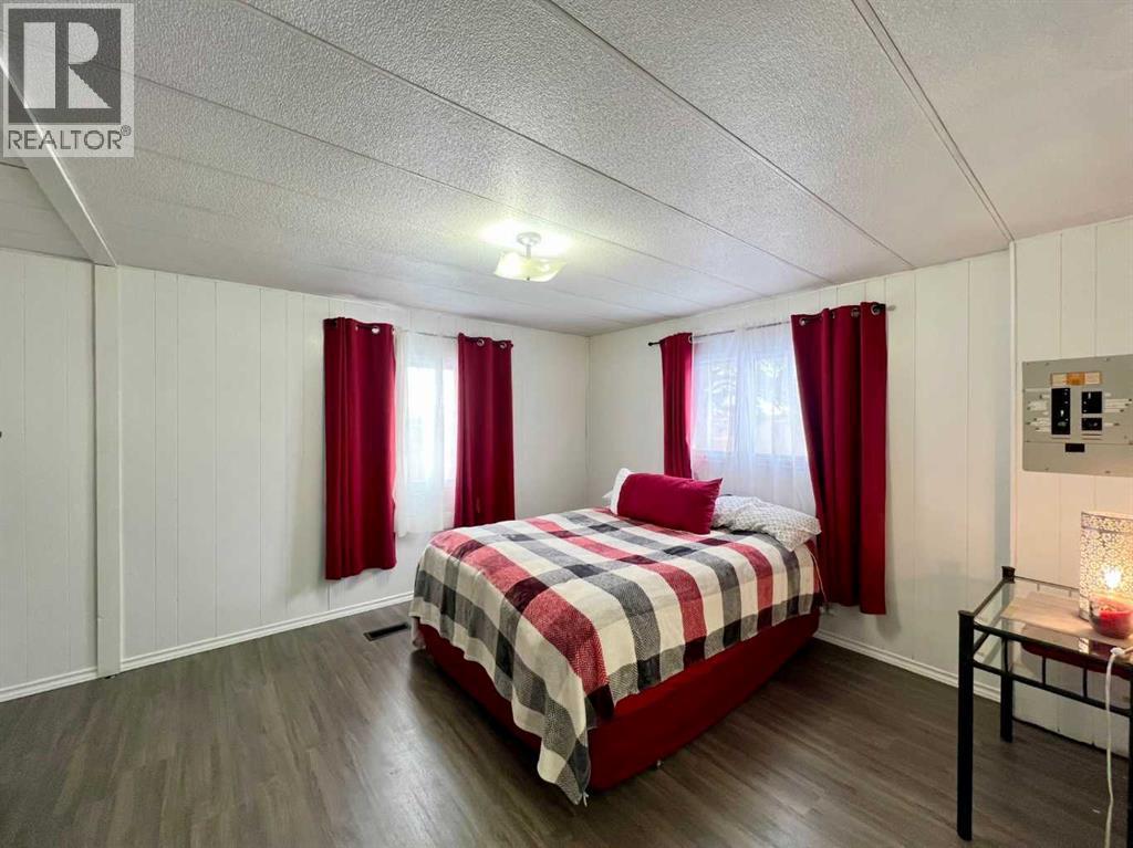 Photo 16 of 239 3223 83 Street Nw, Calgary AB