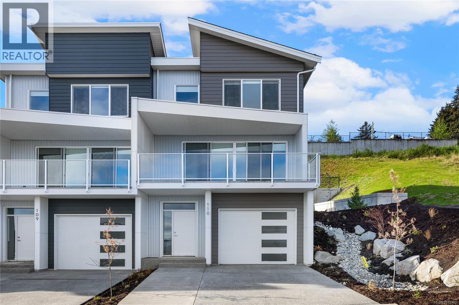 Photo 6 of 110 151 Royal Pacific Way, Nanaimo BC