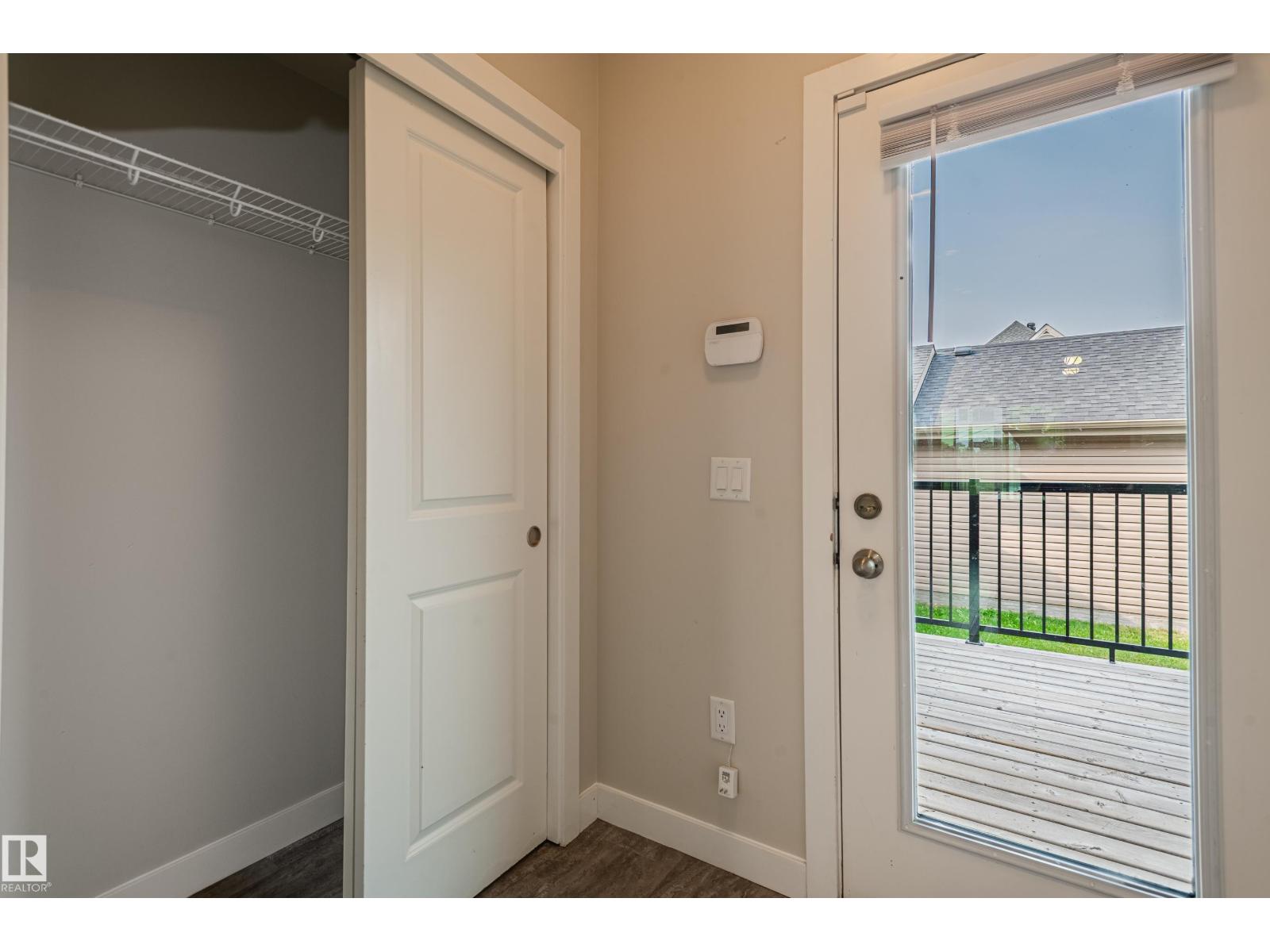 Photo 22 of 207 Griesbach Rd Nw, Edmonton AB