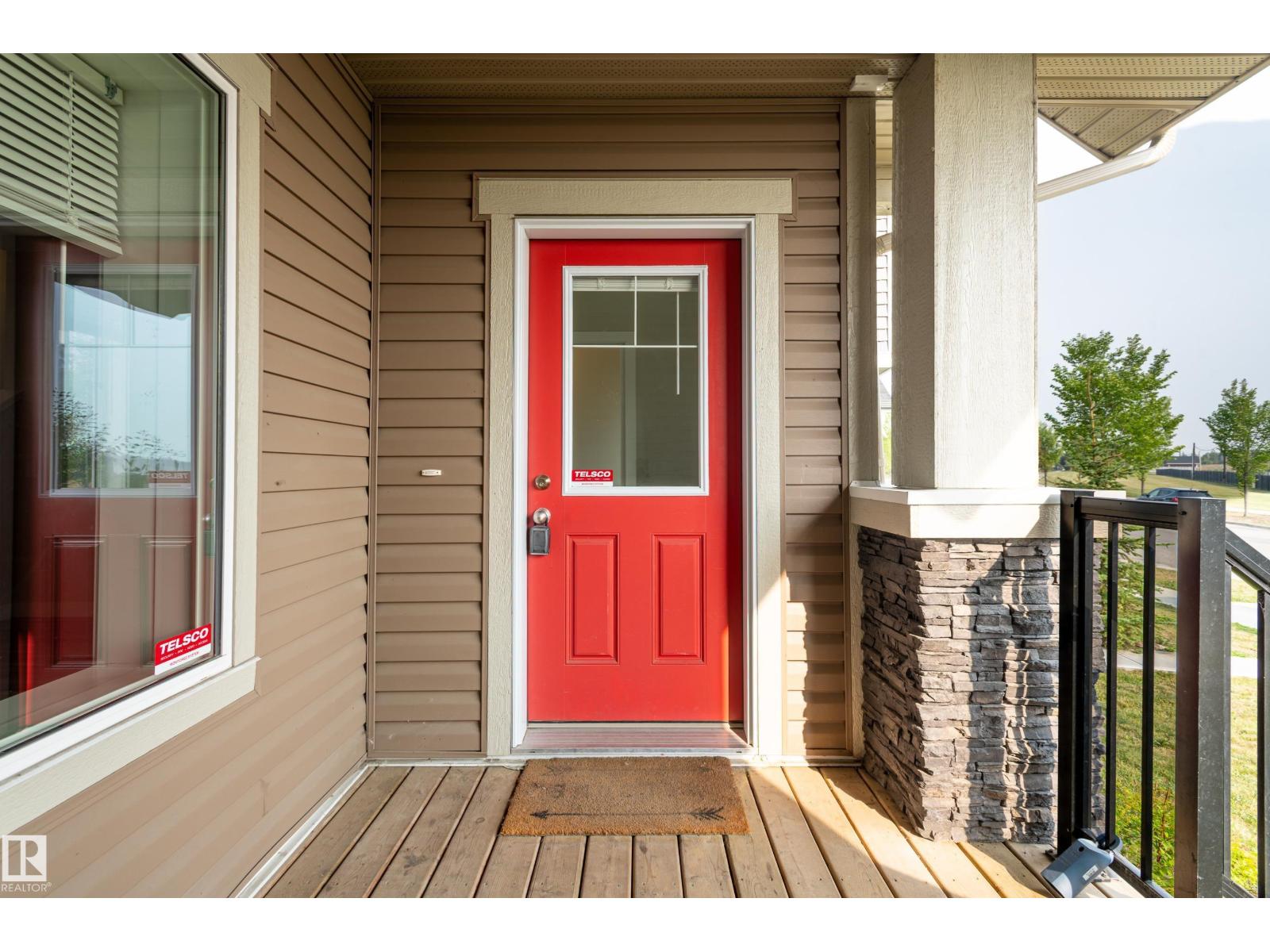 Photo 6 of 207 Griesbach Rd Nw, Edmonton AB