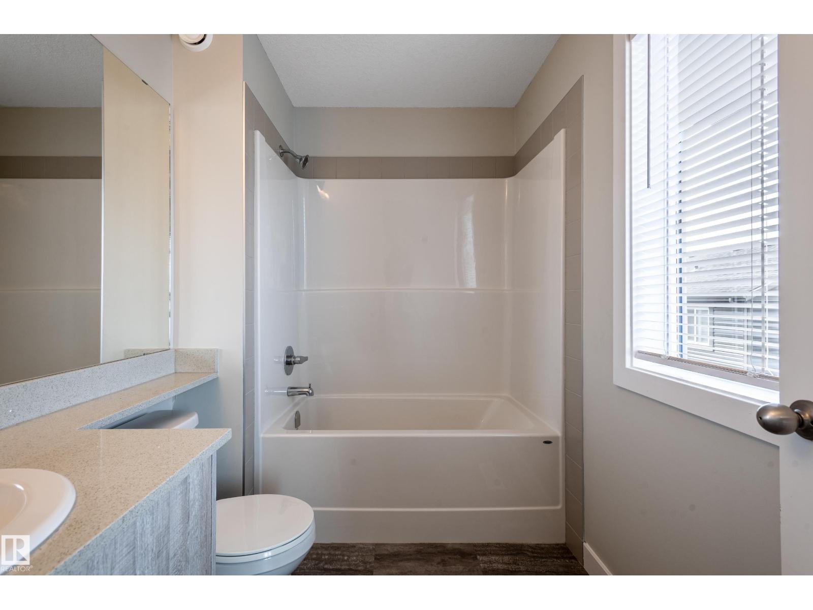 Photo 44 of 207 Griesbach Rd Nw, Edmonton AB