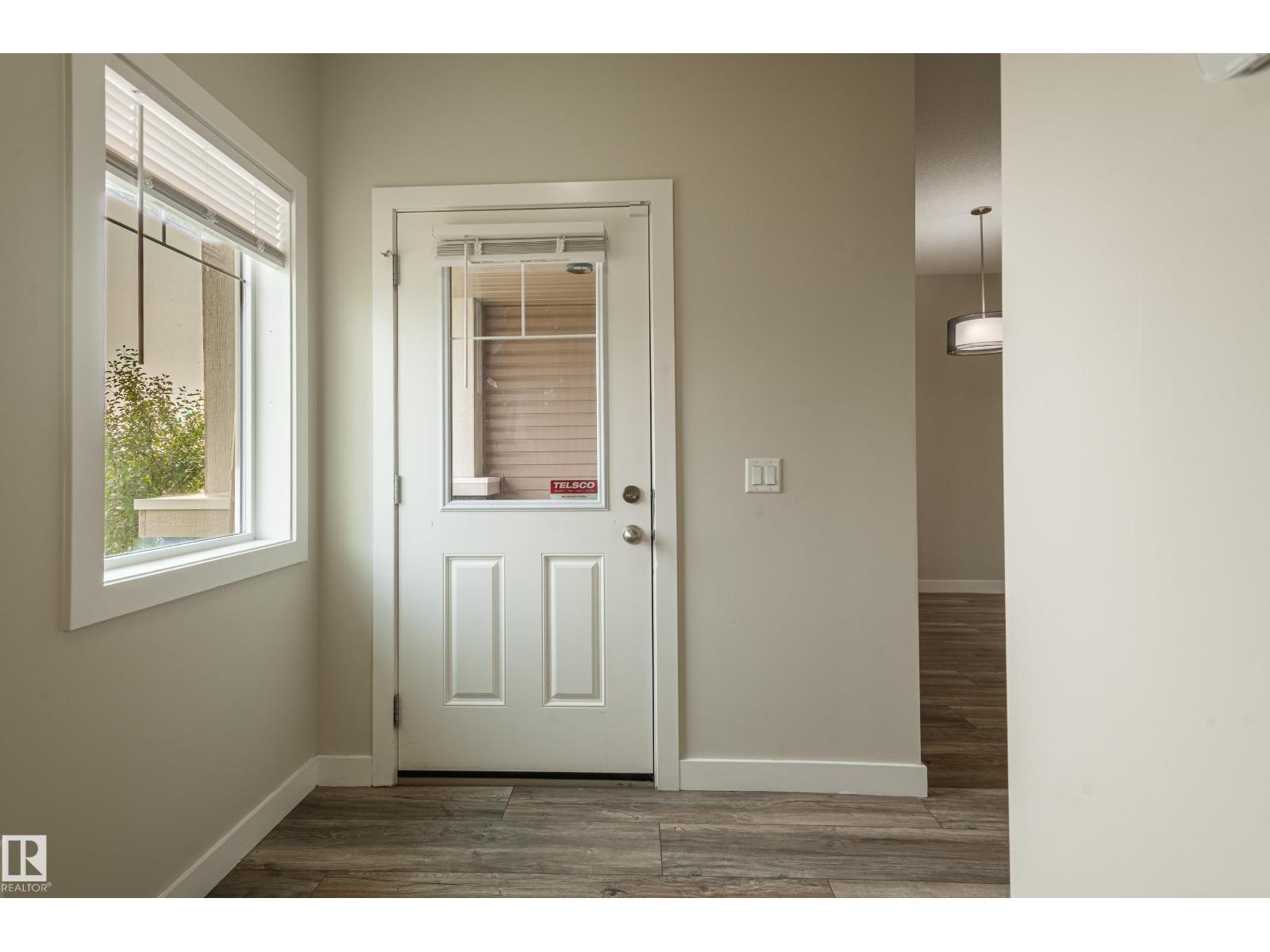 Photo 9 of 207 Griesbach Rd Nw, Edmonton AB
