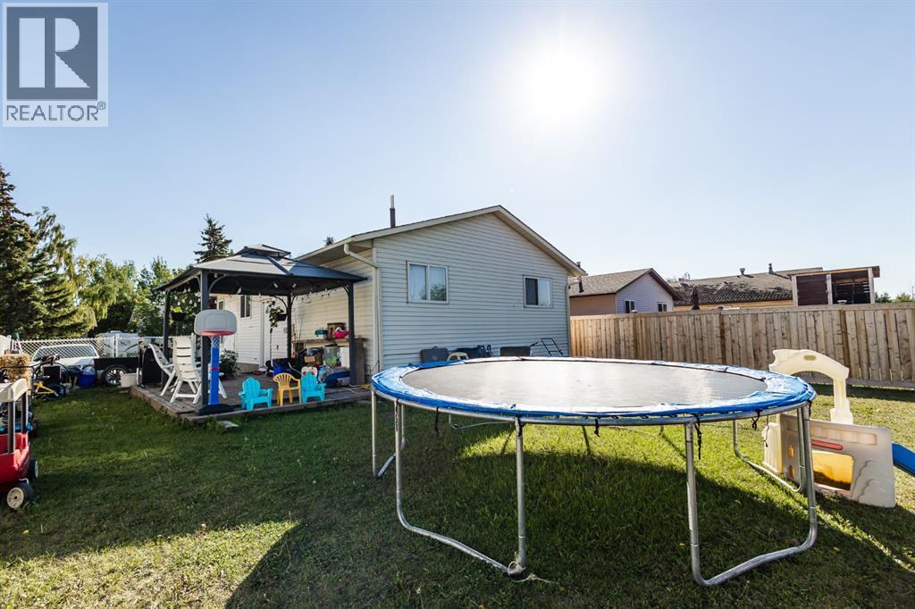 Photo 6 of 9330 67 Avenue, Grande Prairie AB