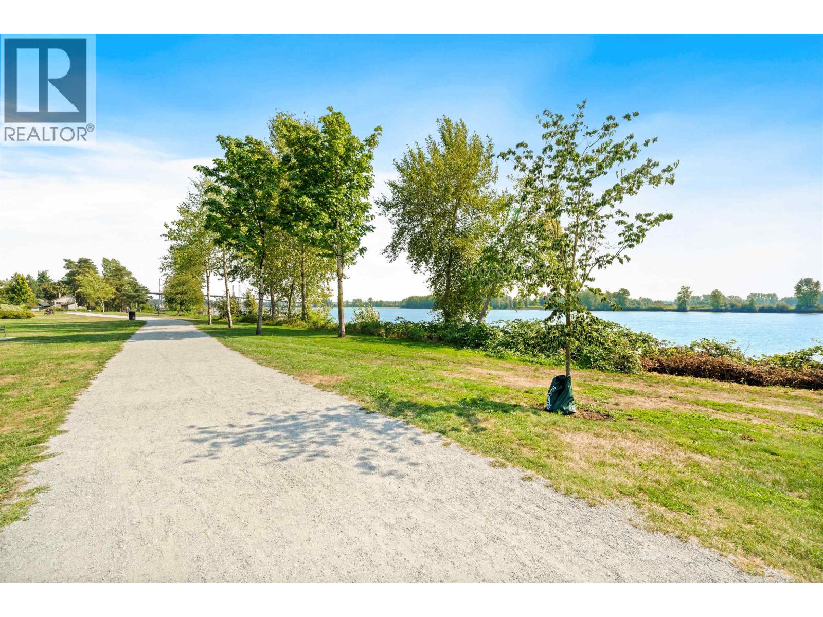 Photo 35 of 15 19572 Fraser Way, Pitt Meadows BC