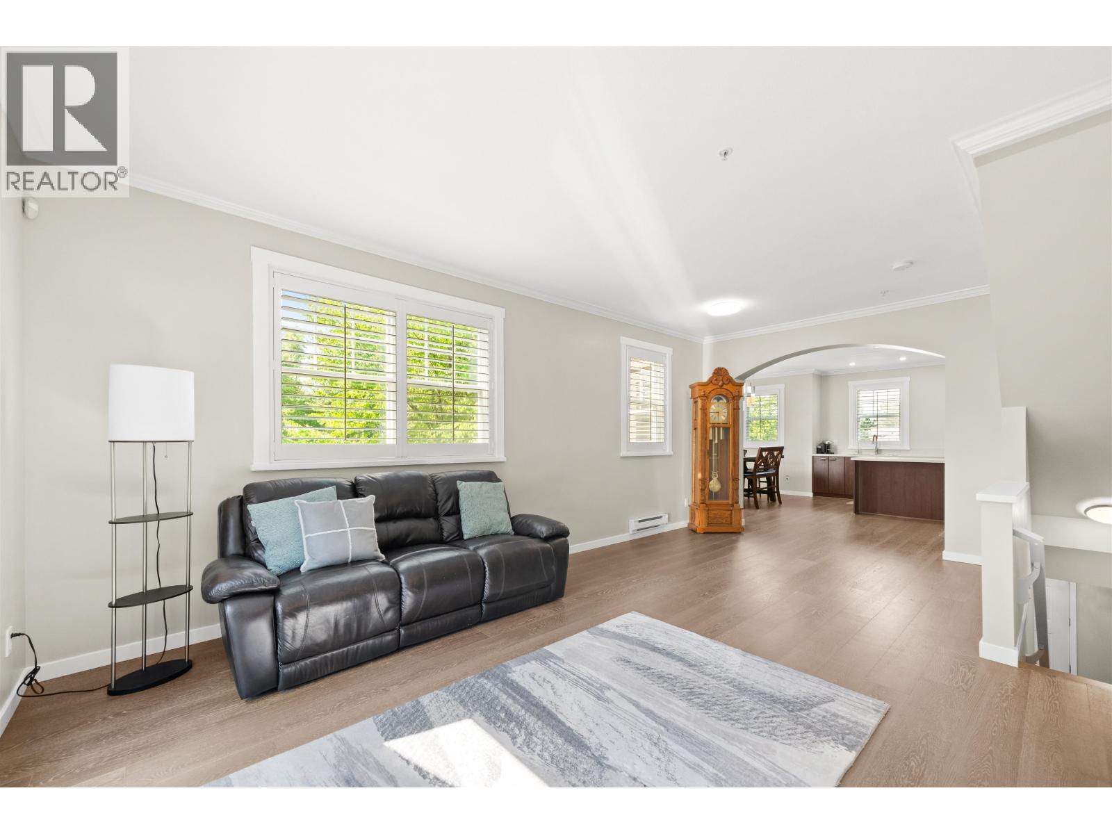 Photo 13 of 15 19572 Fraser Way, Pitt Meadows BC