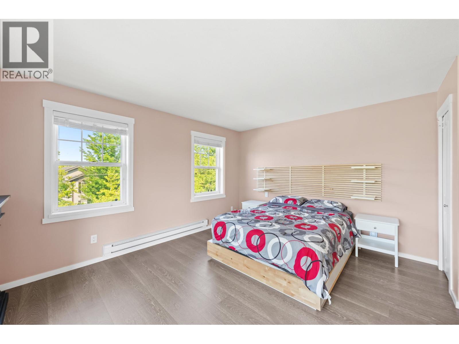 Photo 21 of 15 19572 Fraser Way, Pitt Meadows BC