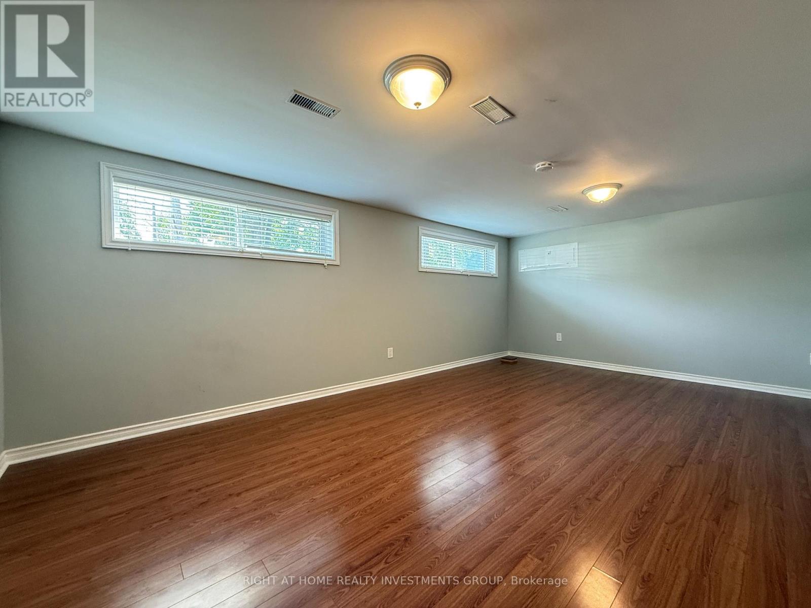 Photo 3 of Bsmt 34 Risdon Court, Toronto ON