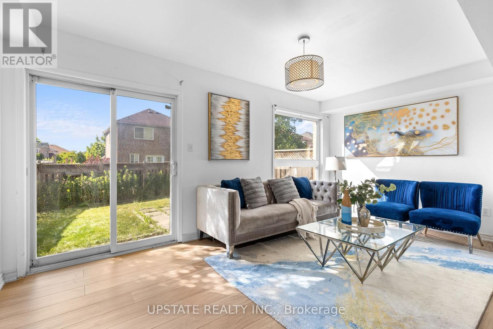 Photo 12 of 49 Sand Cherry Crescent, Brampton ON