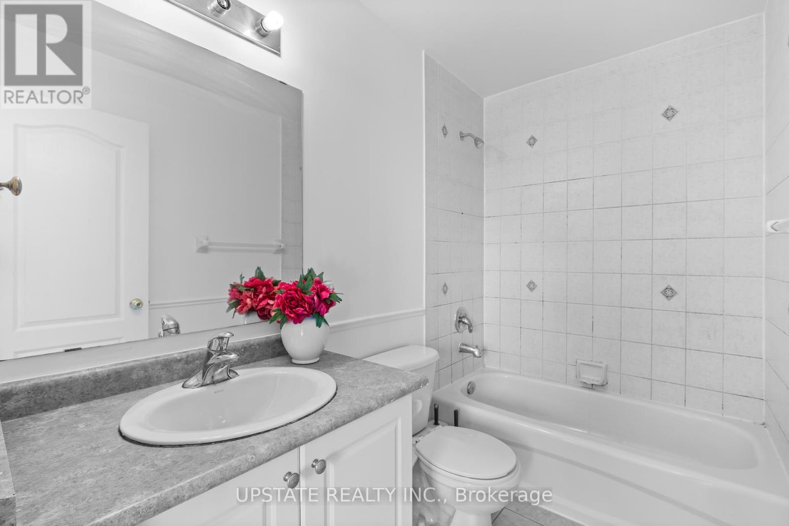 Photo 25 of 49 Sand Cherry Crescent, Brampton ON