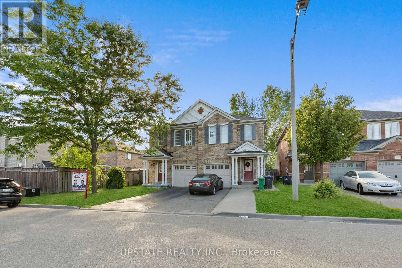 Photo 6 of 49 Sand Cherry Crescent, Brampton ON