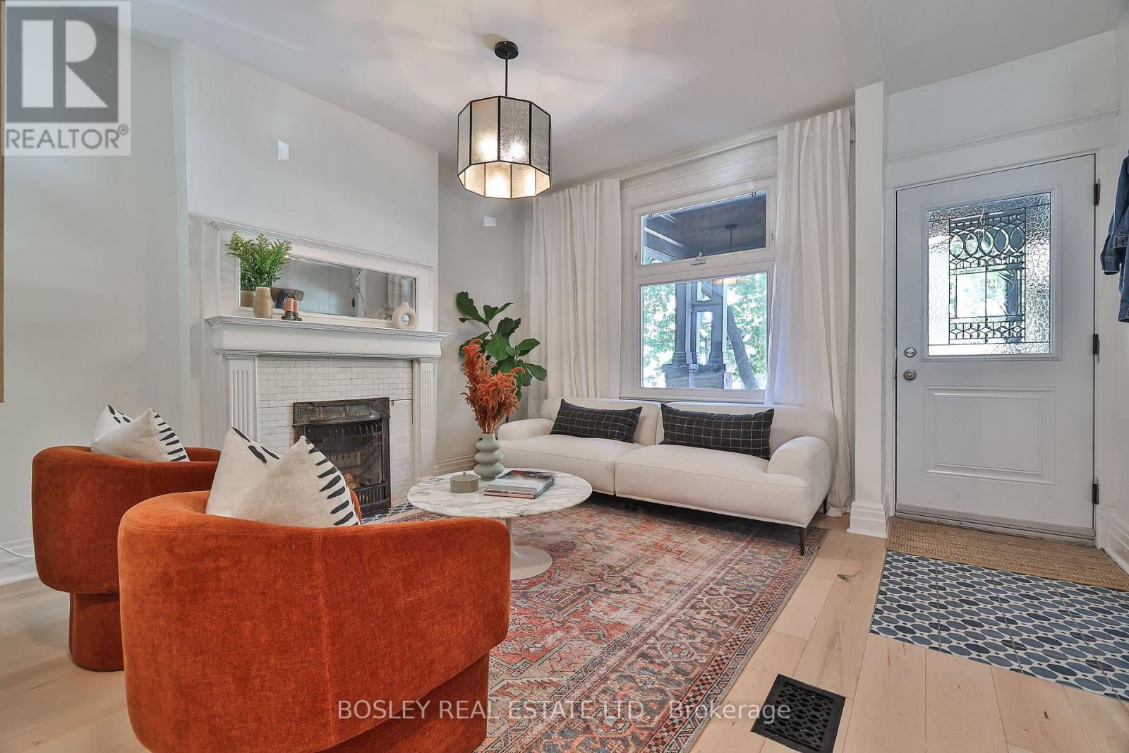Photo 17 of 21 A Grafton Avenue, Toronto ON
